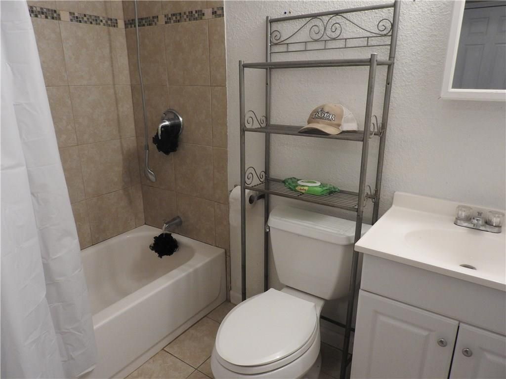 2667 Main St, Ingleside, TX 78362